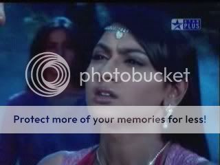 https://i587.photobucket.com/albums/ss313/Mp_DesiGirl/Daily%20Soaps/Star%20Plus%20-%20Zee%20TV/Shaurya%20aur%20Suhani/Gallery%200/05-02-09-ShauryalosshisfaithonSuhan.jpg